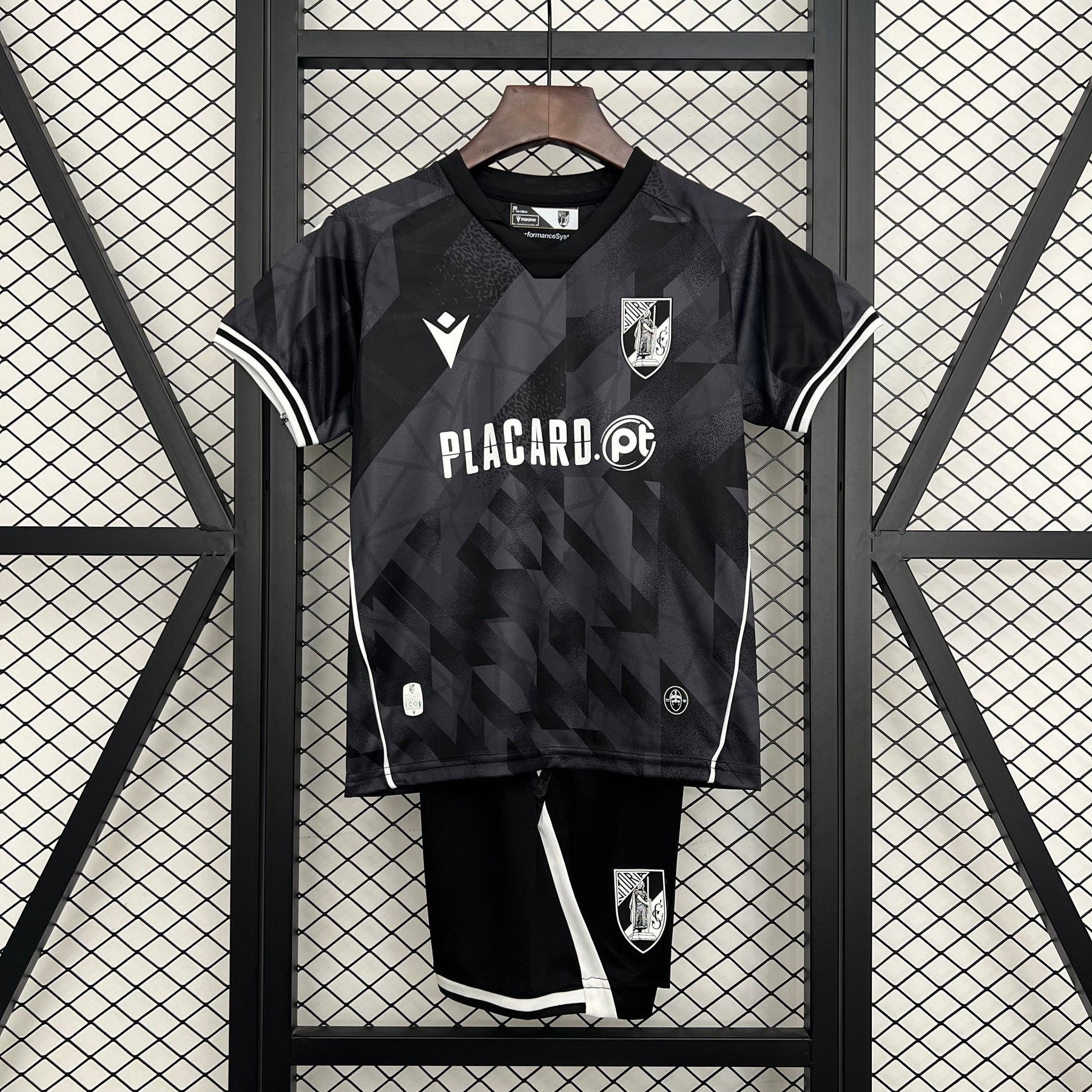 Kit Infantil Guimarães II 25/26