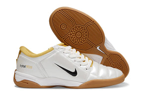 Nike Total 90