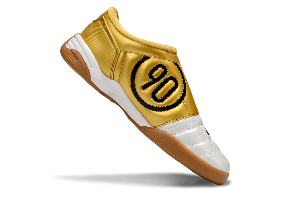 Nike Total 90