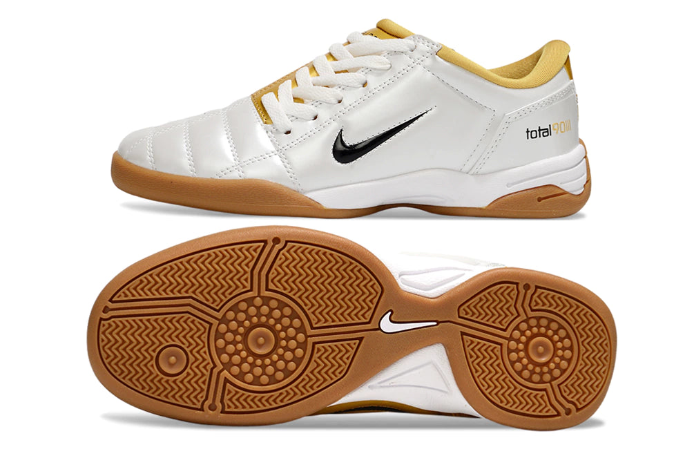 Nike Total 90
